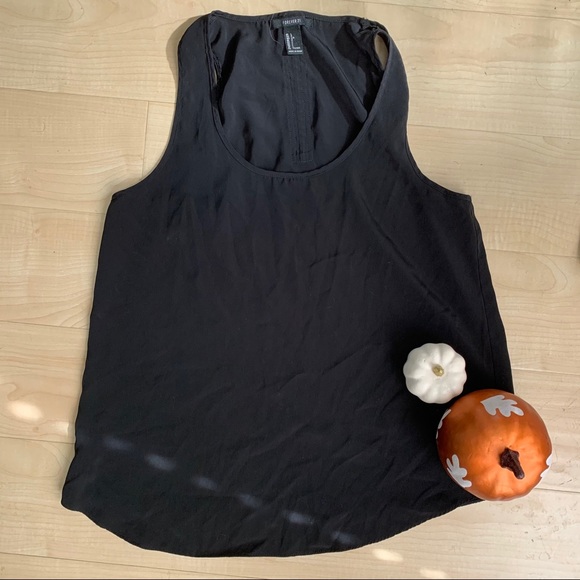 Zip Accent Tank Top - Picture 2 of 4